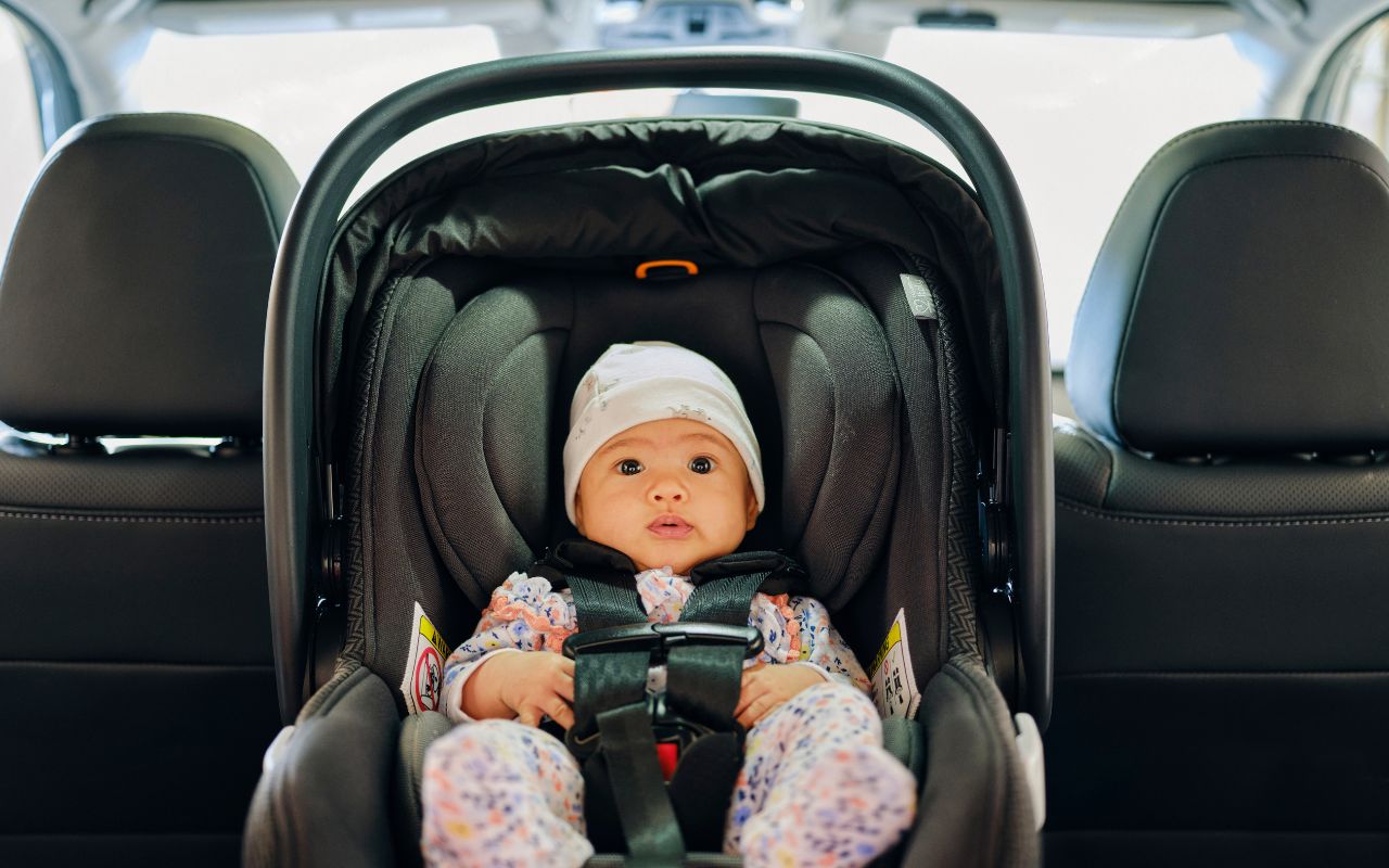 Cadeirinhas de Carros para Bebês no Brasil: Um Guia Completo