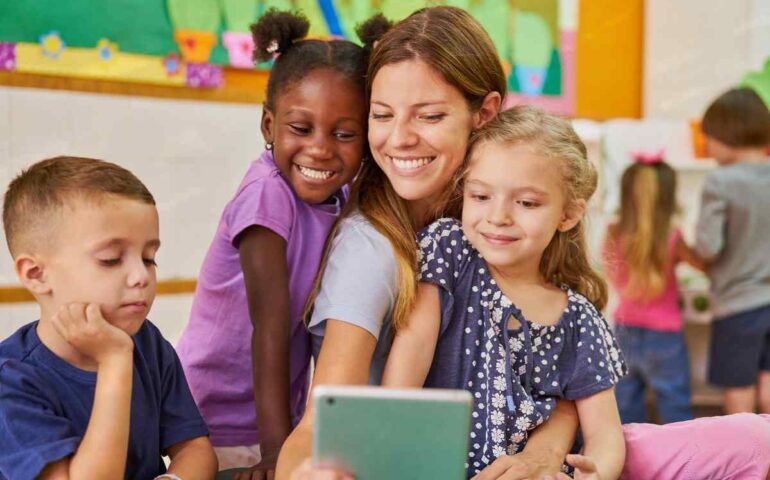 7 Jogos e Aplicativos Educativos para Crianças se Divertirem Responsavelmente em Tablets e Smartphones